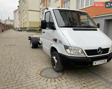 Білий Мерседес Sprinter, об'ємом двигуна 2.2 л та пробігом 430 тис. км за 9900 $, фото 1 на Automoto.ua