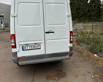 Белый Мерседес Sprinter, объемом двигателя 2.1 л и пробегом 500 тыс. км за 8200 $, фото 3 на Automoto.ua