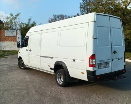Мерседес Sprinter 2004 у Болграде на Automoto.ua Білий Мерседес Sprinter, об'ємом двигуна 2.15 л та пробігом 365 тис. км за 16400 $, фото 3 на Automoto.ua