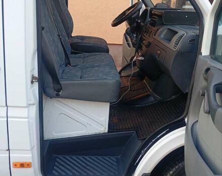 Белый Мерседес Sprinter, объемом двигателя 2.7 л и пробегом 564 тыс. км за 13500 $, фото 7 на Automoto.ua