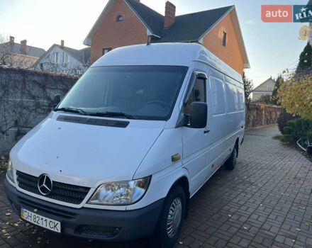 Белый Мерседес Sprinter, объемом двигателя 2.15 л и пробегом 647 тыс. км за 9000 $, фото 7 на Automoto.ua