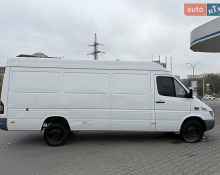 Мерседес Sprinter 2004 у Хмельницькому на Automoto.ua Білий Мерседес Sprinter, об'ємом двигуна 2.15 л та пробігом 200 тис. км за 7400 $, фото 5 на Automoto.ua