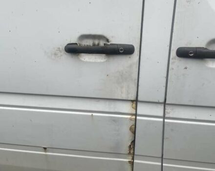 Белый Мерседес Sprinter, объемом двигателя 2.2 л и пробегом 375 тыс. км за 5500 $, фото 7 на Automoto.ua