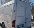 Белый Мерседес Sprinter, объемом двигателя 2.2 л и пробегом 700 тыс. км за 7500 $, фото 4 на Automoto.ua