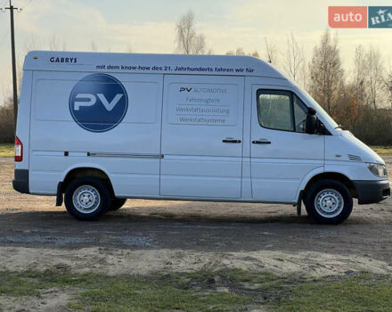 Белый Мерседес Sprinter, объемом двигателя 2.2 л и пробегом 311 тыс. км за 10300 $, фото 42 на Automoto.ua