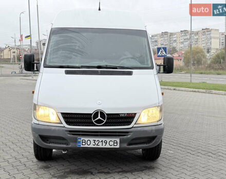 Мерседес Sprinter 2004 у Хмельницькому на Automoto.ua Білий Мерседес Sprinter, об'ємом двигуна 2.15 л та пробігом 200 тис. км за 7400 $, фото 3 на Automoto.ua