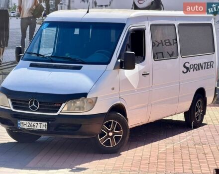 Белый Мерседес Sprinter, объемом двигателя 2.15 л и пробегом 280 тыс. км за 7200 $, фото 12 на Automoto.ua