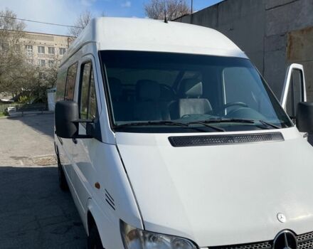 Білий Мерседес Sprinter, об'ємом двигуна 2.1 л та пробігом 350 тис. км за 9100 $, фото 1 на Automoto.ua