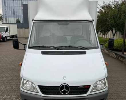 Белый Мерседес Sprinter, объемом двигателя 2.69 л и пробегом 85 тыс. км за 24550 $, фото 3 на Automoto.ua