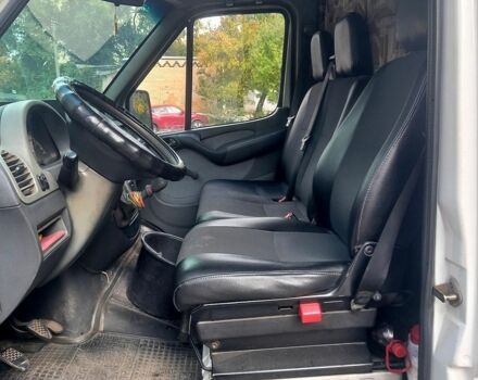 Белый Мерседес Sprinter, объемом двигателя 2.15 л и пробегом 827 тыс. км за 5800 $, фото 1 на Automoto.ua