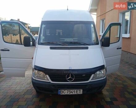Белый Мерседес Sprinter, объемом двигателя 2.7 л и пробегом 564 тыс. км за 13500 $, фото 6 на Automoto.ua