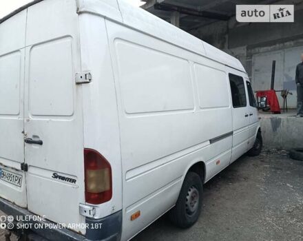 Белый Мерседес Sprinter, объемом двигателя 2.15 л и пробегом 577 тыс. км за 9000 $, фото 6 на Automoto.ua
