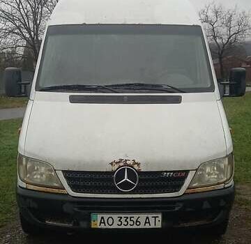 Білий Мерседес Sprinter, об'ємом двигуна 2.15 л та пробігом 282 тис. км за 5000 $, фото 5 на Automoto.ua