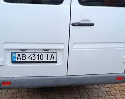 Белый Мерседес Sprinter, объемом двигателя 2.2 л и пробегом 400 тыс. км за 12500 $, фото 7 на Automoto.ua