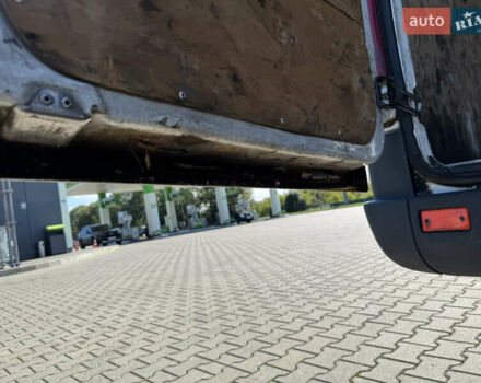 Білий Мерседес Sprinter, об'ємом двигуна 2.7 л та пробігом 450 тис. км за 17000 $, фото 34 на Automoto.ua