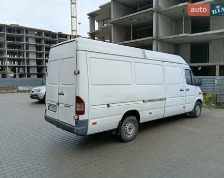 Белый Мерседес Sprinter, объемом двигателя 2.15 л и пробегом 350 тыс. км за 8500 $, фото 3 на Automoto.ua