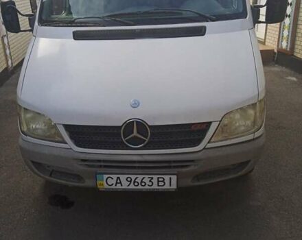 Белый Мерседес Sprinter, объемом двигателя 2.15 л и пробегом 310 тыс. км за 7500 $, фото 2 на Automoto.ua