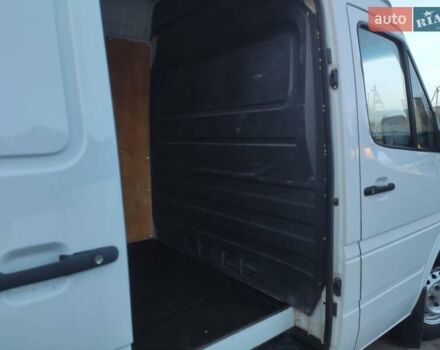 Белый Мерседес Sprinter, объемом двигателя 0 л и пробегом 298 тыс. км за 16500 $, фото 19 на Automoto.ua