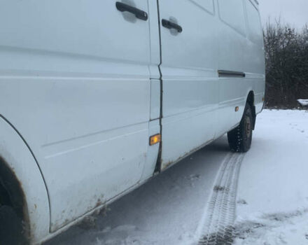 Белый Мерседес Sprinter, объемом двигателя 2.15 л и пробегом 623 тыс. км за 7200 $, фото 7 на Automoto.ua