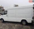 Белый Мерседес Sprinter, объемом двигателя 2.2 л и пробегом 500 тыс. км за 7300 $, фото 3 на Automoto.ua