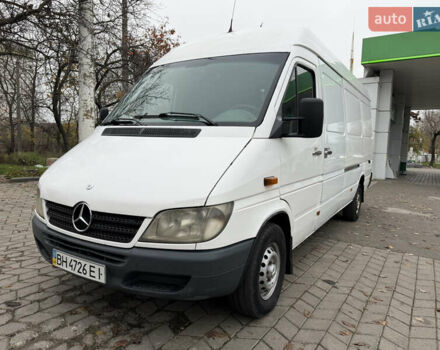 Белый Мерседес Sprinter, объемом двигателя 2.2 л и пробегом 321 тыс. км за 9999 $, фото 1 на Automoto.ua