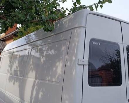 Белый Мерседес Sprinter, объемом двигателя 2.2 л и пробегом 400 тыс. км за 12500 $, фото 8 на Automoto.ua