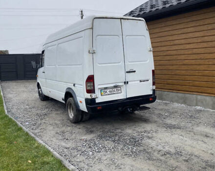 Білий Мерседес Sprinter, об'ємом двигуна 2.15 л та пробігом 350 тис. км за 8000 $, фото 1 на Automoto.ua