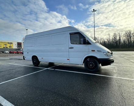 Белый Мерседес Sprinter, объемом двигателя 2.15 л и пробегом 400 тыс. км за 8000 $, фото 10 на Automoto.ua