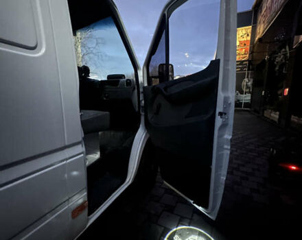 Белый Мерседес Sprinter, объемом двигателя 2.15 л и пробегом 400 тыс. км за 8000 $, фото 45 на Automoto.ua