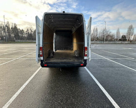 Белый Мерседес Sprinter, объемом двигателя 2.15 л и пробегом 400 тыс. км за 8000 $, фото 17 на Automoto.ua