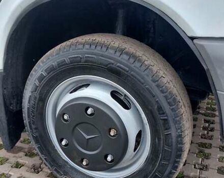 Белый Мерседес Sprinter, объемом двигателя 2.7 л и пробегом 538 тыс. км за 16999 $, фото 8 на Automoto.ua