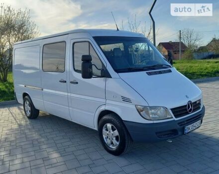 Білий Мерседес Sprinter, об'ємом двигуна 2.2 л та пробігом 554 тис. км за 9800 $, фото 1 на Automoto.ua