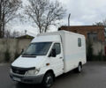 Белый Мерседес Sprinter, объемом двигателя 2.69 л и пробегом 465 тыс. км за 11799 $, фото 2 на Automoto.ua