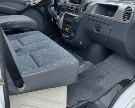 Белый Мерседес Sprinter, объемом двигателя 2.7 л и пробегом 538 тыс. км за 16999 $, фото 57 на Automoto.ua