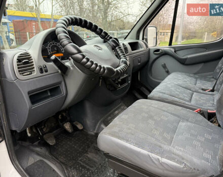 Белый Мерседес Sprinter, объемом двигателя 2.2 л и пробегом 321 тыс. км за 9999 $, фото 8 на Automoto.ua