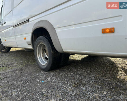 Белый Мерседес Sprinter, объемом двигателя 0 л и пробегом 73 тыс. км за 24900 $, фото 12 на Automoto.ua