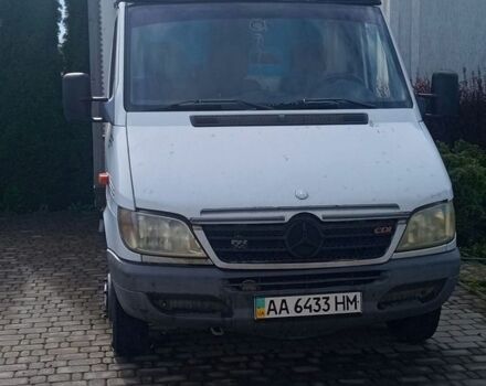 Білий Мерседес Sprinter, об'ємом двигуна 2.7 л та пробігом 401 тис. км за 10000 $, фото 1 на Automoto.ua