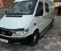 Белый Мерседес Sprinter, объемом двигателя 2.15 л и пробегом 450 тыс. км за 11500 $, фото 1 на Automoto.ua