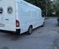 Белый Мерседес Sprinter, объемом двигателя 2.2 л и пробегом 400 тыс. км за 9000 $, фото 8 на Automoto.ua