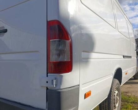 Белый Мерседес Sprinter, объемом двигателя 2.15 л и пробегом 822 тыс. км за 8500 $, фото 3 на Automoto.ua