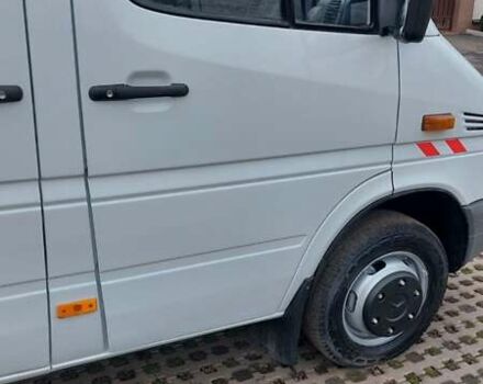 Белый Мерседес Sprinter, объемом двигателя 2.7 л и пробегом 538 тыс. км за 16999 $, фото 40 на Automoto.ua