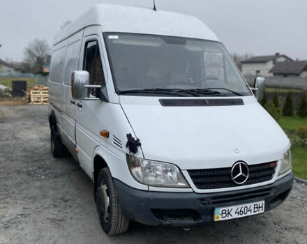 Білий Мерседес Sprinter, об'ємом двигуна 2.15 л та пробігом 350 тис. км за 8000 $, фото 3 на Automoto.ua