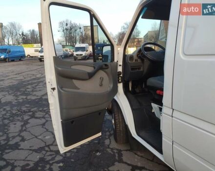 Белый Мерседес Sprinter, объемом двигателя 0 л и пробегом 298 тыс. км за 16500 $, фото 8 на Automoto.ua