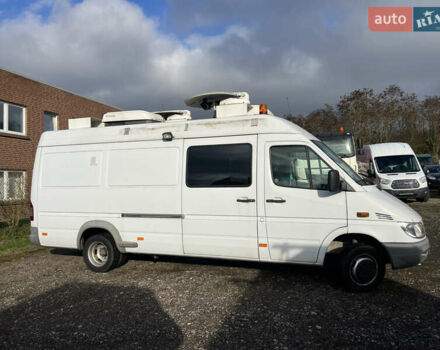 Белый Мерседес Sprinter, объемом двигателя 0 л и пробегом 73 тыс. км за 24900 $, фото 4 на Automoto.ua
