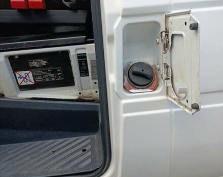 Белый Мерседес Sprinter, объемом двигателя 2.15 л и пробегом 822 тыс. км за 8500 $, фото 13 на Automoto.ua