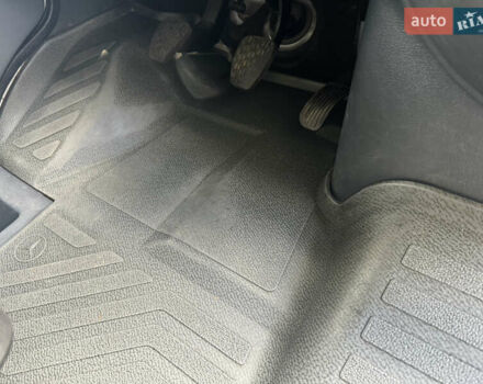 Белый Мерседес Sprinter, объемом двигателя 0 л и пробегом 350 тыс. км за 18000 $, фото 6 на Automoto.ua