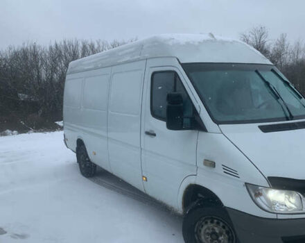 Белый Мерседес Sprinter, объемом двигателя 2.15 л и пробегом 623 тыс. км за 7200 $, фото 2 на Automoto.ua
