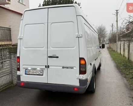 Белый Мерседес Sprinter, объемом двигателя 2.1 л и пробегом 833 тыс. км за 13900 $, фото 3 на Automoto.ua