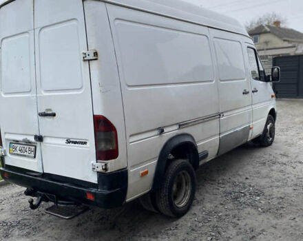 Білий Мерседес Sprinter, об'ємом двигуна 2.15 л та пробігом 350 тис. км за 8000 $, фото 4 на Automoto.ua