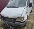 Білий Мерседес Sprinter, об'ємом двигуна 2.15 л та пробігом 450 тис. км за 4500 $, фото 1 на Automoto.ua